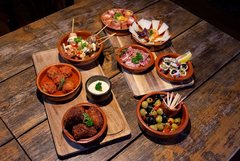 Tapas – hva det er, og slik setter du sammen bordet