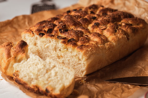Focaccia – slik gir salamoiaen luftig krumme