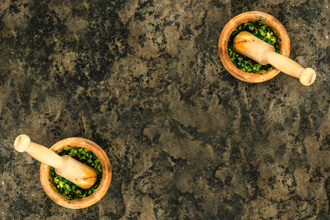 Pesto genovese – slik knuser du den i morter