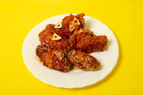 Koreansk fried chicken (sprø og klissete)