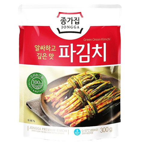 Jongga Green Onion Kimchi 300g